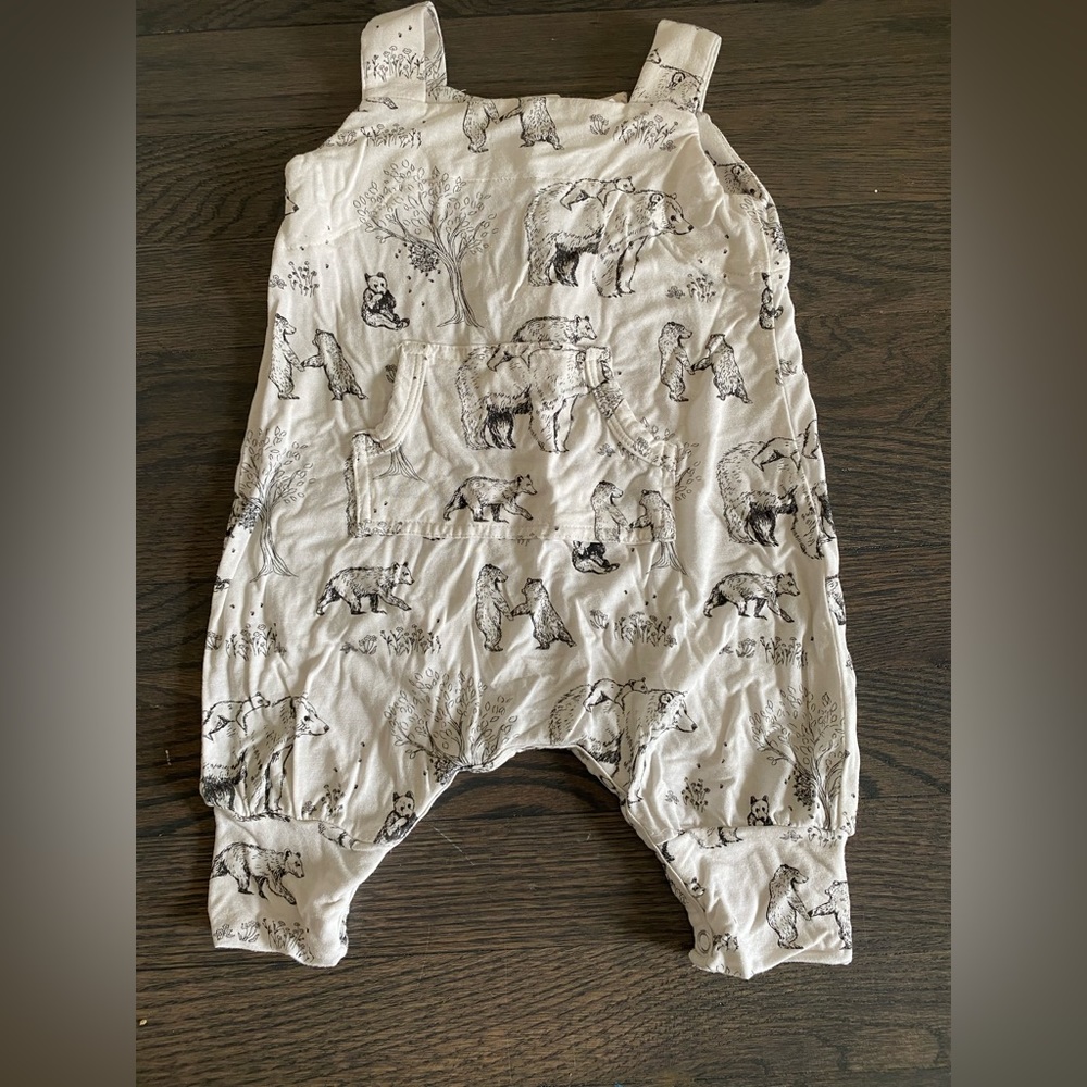 Kate Quinn Bear Overall Romper 0-3 mos